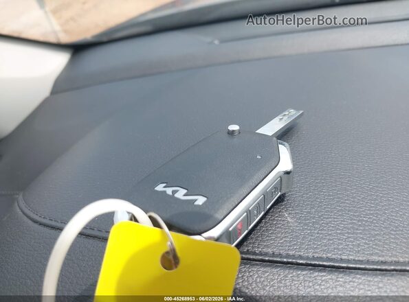 3KPF24AD1RE770631 2024 KIA FORTE Серый Вид панели приборов