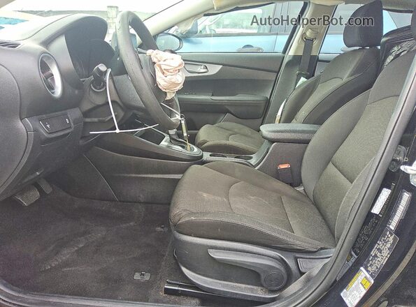 3KPF24AD1RE788062 2024 KIA FORTE Black 
