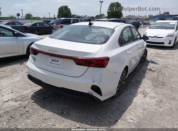 3KPF24AD1RE822503 2024 KIA FORTE Белый Задняя правая четверть