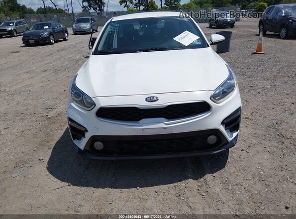 3KPF24AD2KE098990 2019 KIA FORTE White Вид задньої частини салону