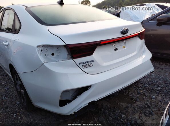 3KPF24AD2KE098990 2019 KIA FORTE White 