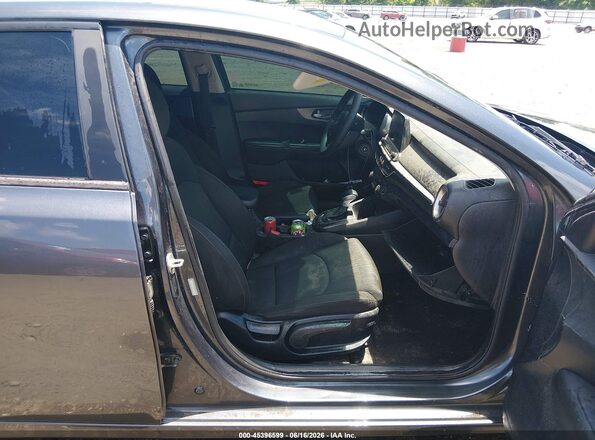 3KPF24AD2KE111267 2019 KIA FORTE Серый Вид салона спереди