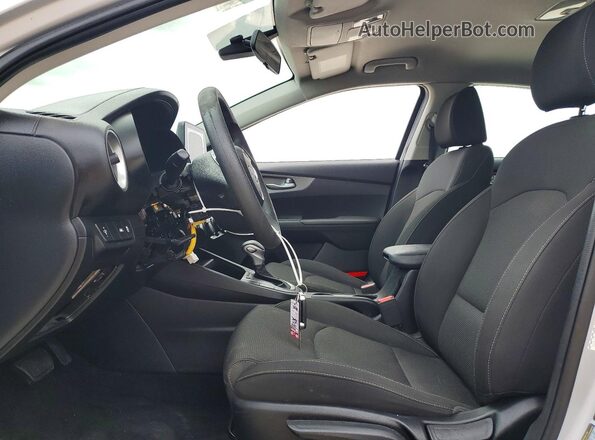 3KPF24AD2LE193440 2020 KIA FORTE Gray Widok wnętrza z przodu