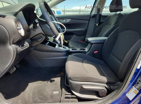 3KPF24AD2LE244760 2020 KIA FORTE Blue 