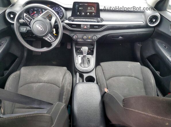 3KPF24AD2ME284886 2021 KIA FORTE Charcoal Vista del salpicadero