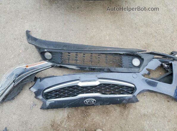 3KPF24AD2ME284886 2021 KIA FORTE Charcoal Vista del compartimento del motor