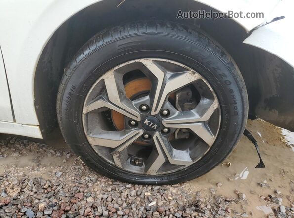 3KPF24AD2ME350496 2021 KIA FORTE White 