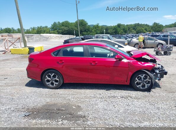 3KPF24AD2ME361711 2021 KIA FORTE Красный Вид задней части салона