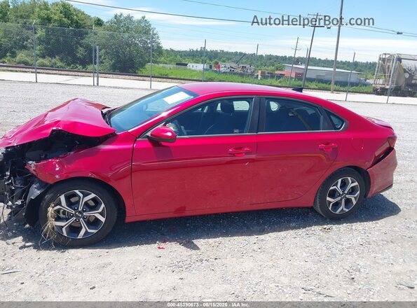 3KPF24AD2ME361711 2021 KIA FORTE Красный Панорамный вид салона 360°