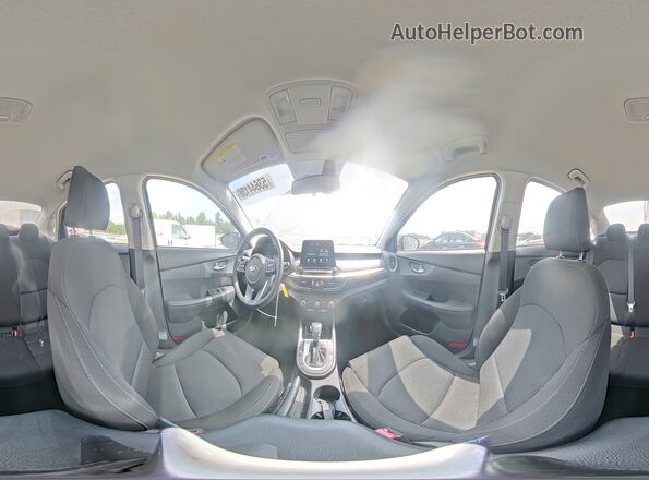 3KPF24AD2ME377262 2021 KIA FORTE Gray 