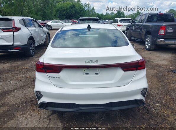 3KPF24AD2NE441575 2022 KIA FORTE White 