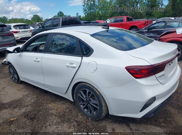 3KPF24AD2NE441575 2022 KIA FORTE White 