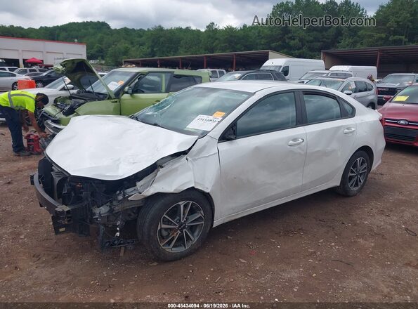 3KPF24AD2PE544658 2023 KIA FORTE White Przód lewy