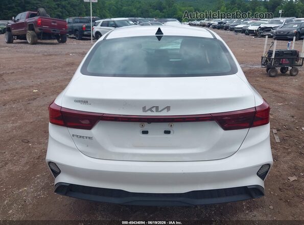 3KPF24AD2PE544658 2023 KIA FORTE White 