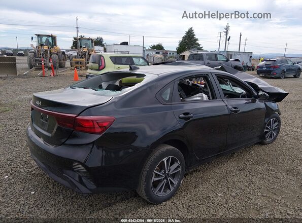 3KPF24AD2PE598526 2023 KIA FORTE Черный 