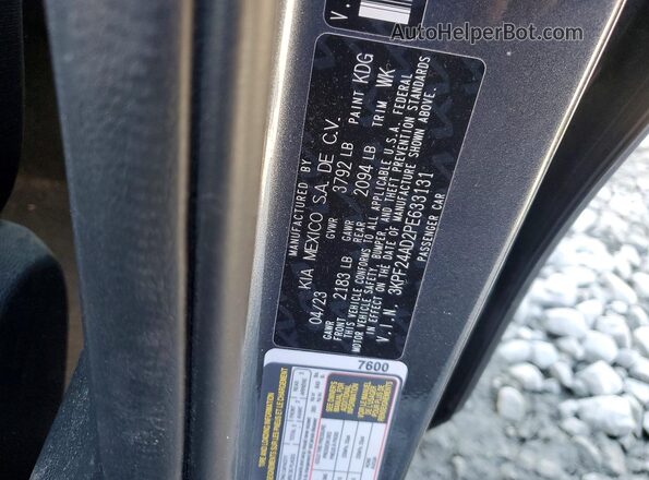 3KPF24AD2PE633131 2023 KIA FORTE Charcoal Vista del compartimento del motor