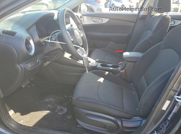 3KPF24AD2PE633131 2023 KIA FORTE Charcoal Vista interior delantera