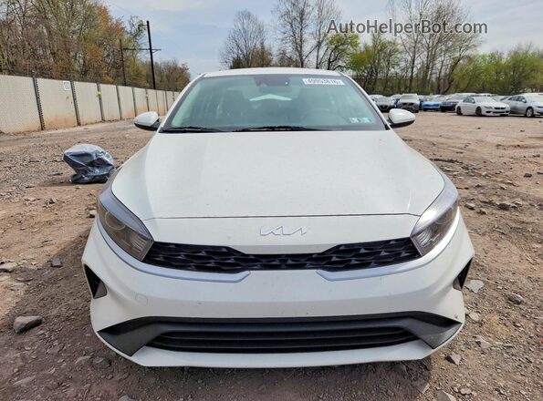 3KPF24AD2PE685004 2023 KIA FORTE White 