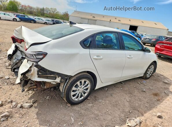 3KPF24AD2PE685004 2023 KIA FORTE White 