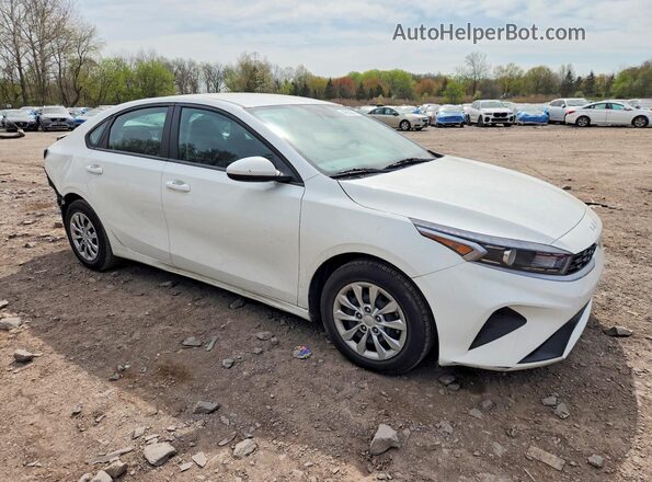 3KPF24AD2PE685004 2023 KIA FORTE White 