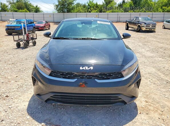 3KPF24AD2PE687917 2023 KIA FORTE Black Widok z przodu
