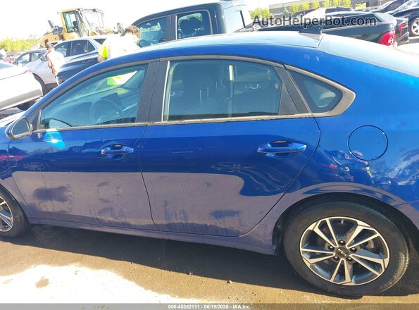 3KPF24AD2RE761436 2024 KIA FORTE Blue Widok wnętrza 360 stopni