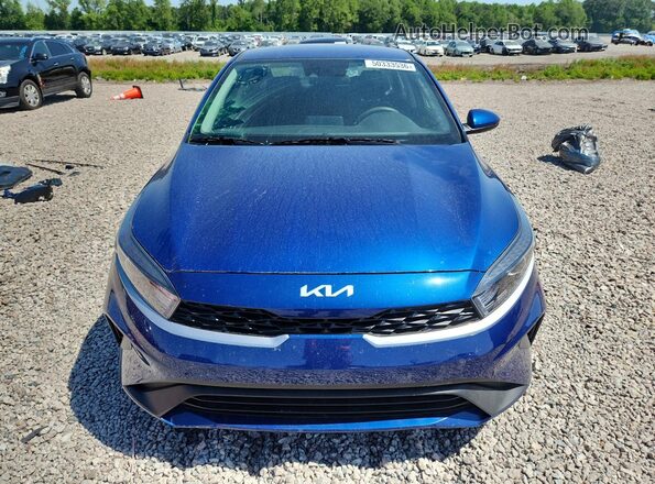 3KPF24AD2RE805970 2024 KIA FORTE Blue Widok z przodu