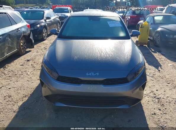 3KPF24AD2RE812286 2024 KIA FORTE Gray Widok zestawu wskaźników