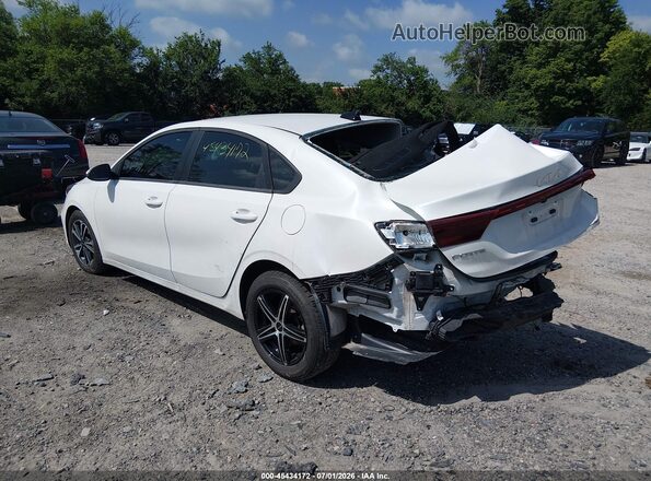 3KPF24AD2RE837317 2024 KIA FORTE White Rear left
