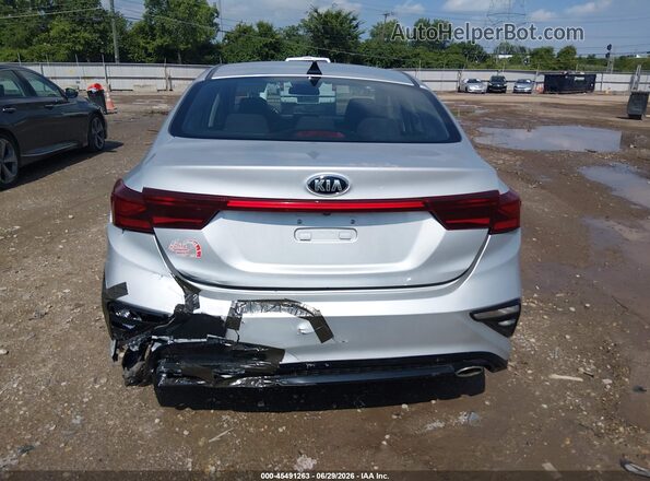 3KPF24AD3KE031279 2019 KIA FORTE Silver 