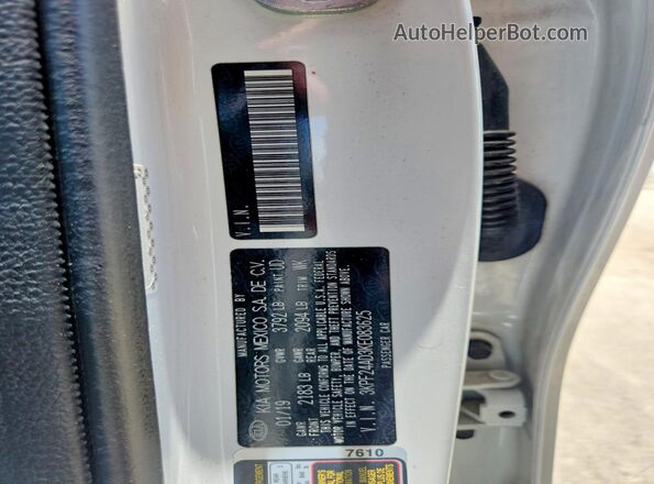 3KPF24AD3KE083625 2019 KIA FORTE White 