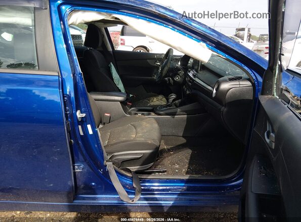 3KPF24AD3LE186772 2020 KIA FORTE Blue Вид салону спереду