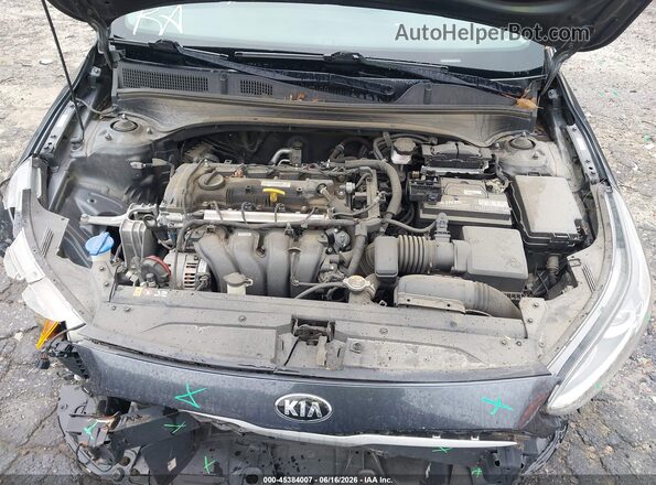 3KPF24AD3ME330967 2021 KIA FORTE Gray Widok z tyłu