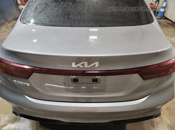 3KPF24AD3PE548721 2023 KIA FORTE Silver 