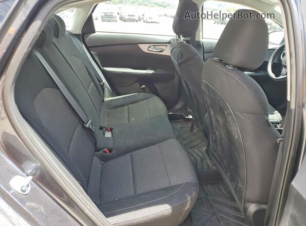 3KPF24AD3PE602843 2023 KIA FORTE Gray Вид задніх сидінь