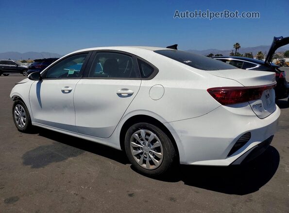 3KPF24AD3RE690571 2024 KIA FORTE White 