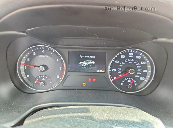 3KPF24AD3RE710124 2024 KIA FORTE Красный Вид щитка приборов