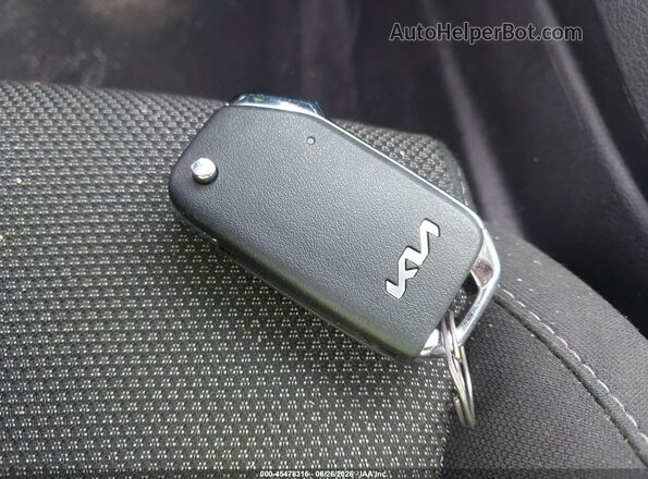 3KPF24AD3RE737758 2024 KIA FORTE White Vista del salpicadero