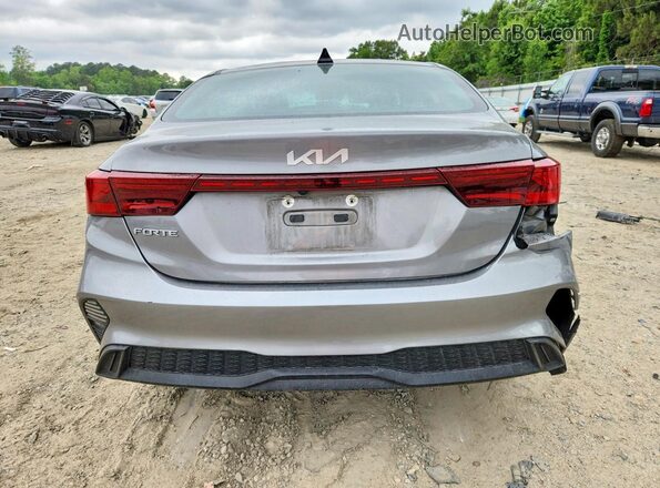 3KPF24AD3RE761316 2024 KIA FORTE Gray Widok z tyłu