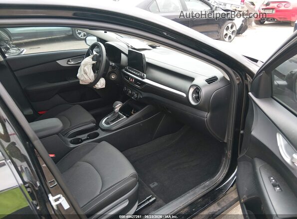 3KPF24AD3RE827640 2024 KIA FORTE Black Vista interior delantera