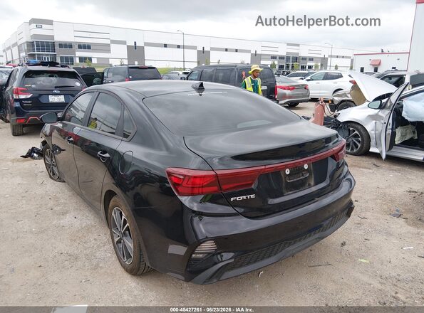 3KPF24AD3RE827640 2024 KIA FORTE Black Trasero izquierdo
