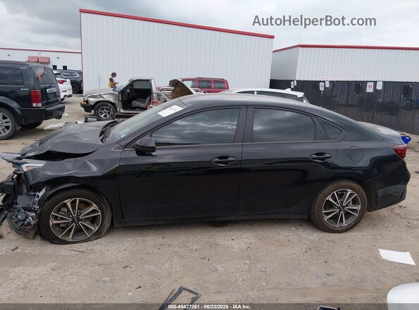 3KPF24AD3RE827640 2024 KIA FORTE Black Vista interior de 360 grados