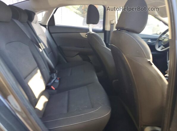 3KPF24AD4LE159239 2020 KIA FORTE Gray Widok tylnych siedzeń