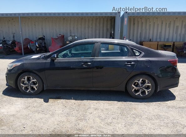 3KPF24AD4LE175764 2020 KIA FORTE Black 360 interior view