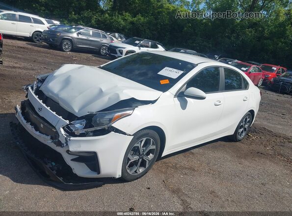 3KPF24AD4ME287479 2021 KIA FORTE White Front left