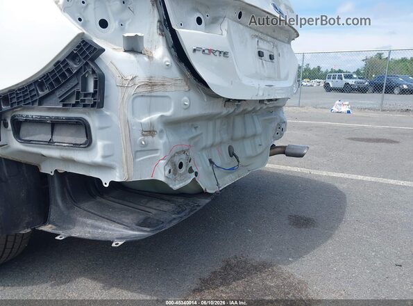 3KPF24AD4ME292276 2021 KIA FORTE White 