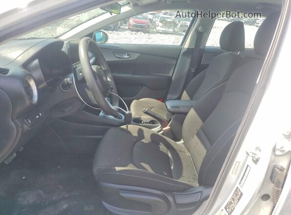 3KPF24AD4ME409516 2021 KIA FORTE White 
