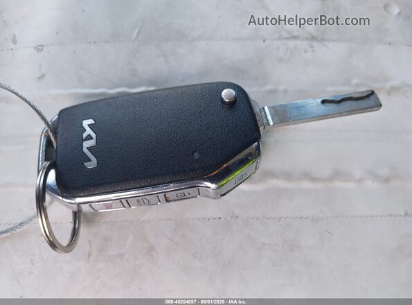 3KPF24AD4NE427161 2022 KIA FORTE Синий Вид панели приборов