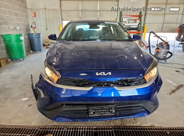 3KPF24AD4NE453338 2022 KIA FORTE Blue Widok z przodu