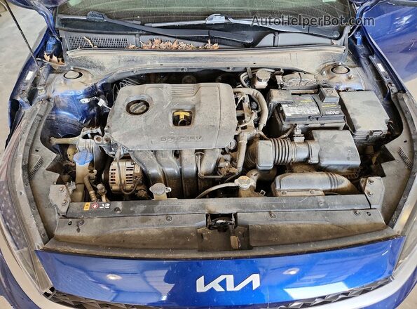 3KPF24AD4NE453338 2022 KIA FORTE Blue Widok wnętrza z tyłu